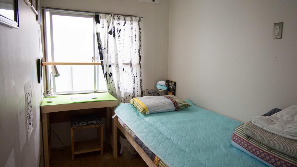 Kamagasaki University Of The Arts Cafe Garden Guest House Aka Cocoroom Осака Экстерьер фото